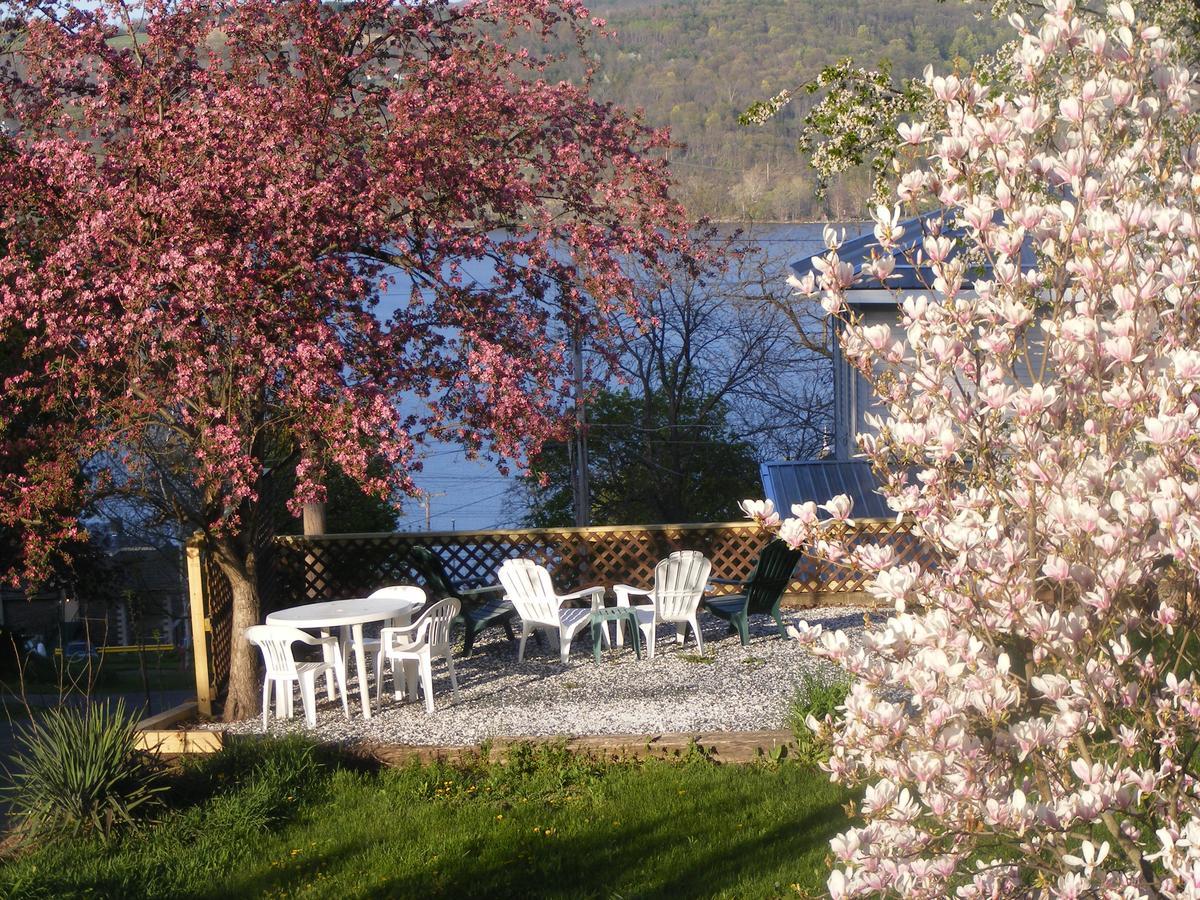 Lake Valley Legends B&B Watkins Glen Ngoại thất bức ảnh