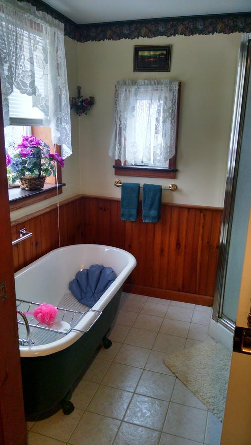 Lake Valley Legends B&B Watkins Glen Ngoại thất bức ảnh